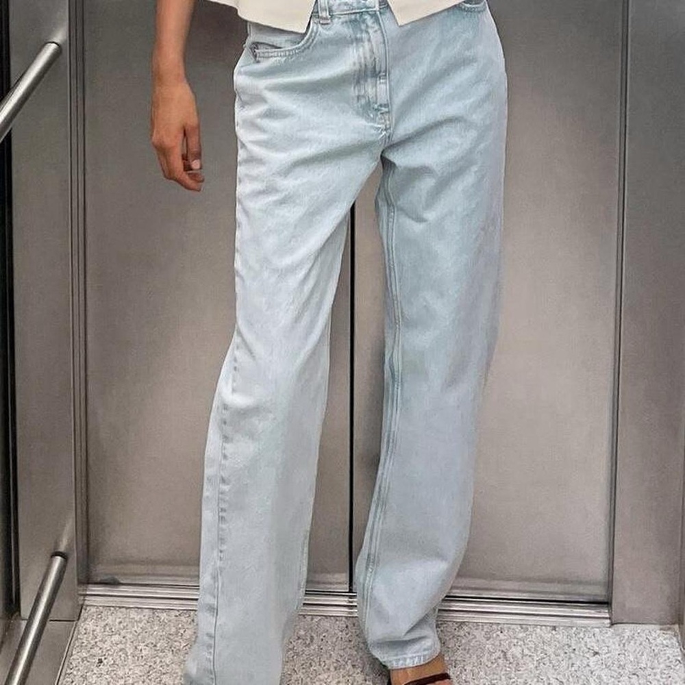 Zara Z1975 high-waisted jeans in a light blue wash